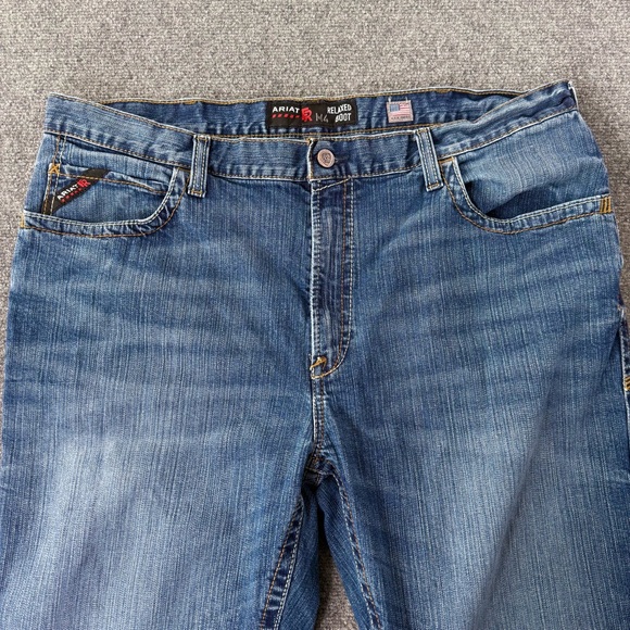 Ariat FR M4 Men’s Relaxed DuraLight Boundary Boot Cut Jean 42x33 (42x31 Actual) - Picture 3 of 11